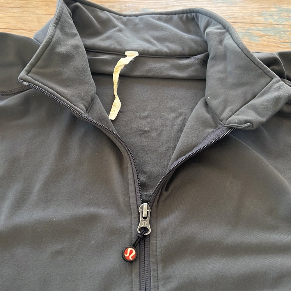 Lululemon jacket - Picture 2 of 5